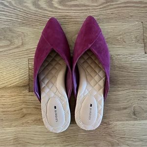 Birdies Swan Flats in Burgundy Suede. Size 7.
